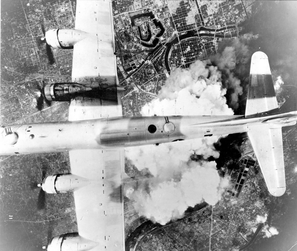 Boeing_B-29A-45-BN_Superfortress_44-61784_6_BG_24_BS_-_Incendiary_Journey