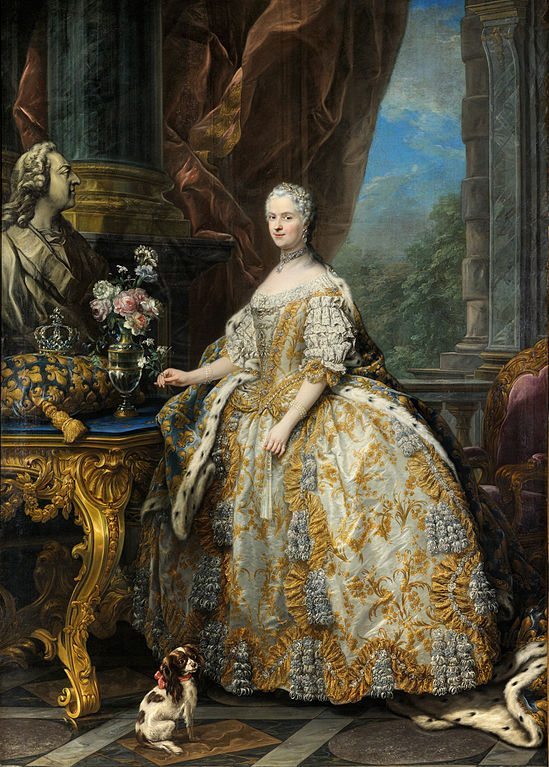 549px-Carle_Van_Loo_-_Marie_Leszczinska,_reine_de_France_(1703-1768)_-_Google_Art_Project