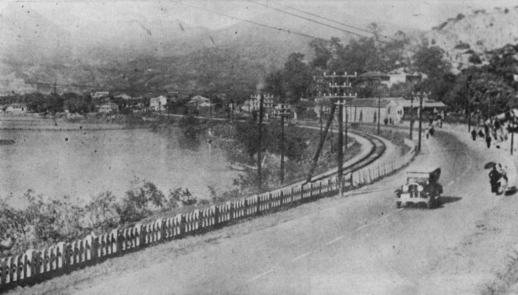1936年〈臺北の名勝溫泉地北投行き道路〉