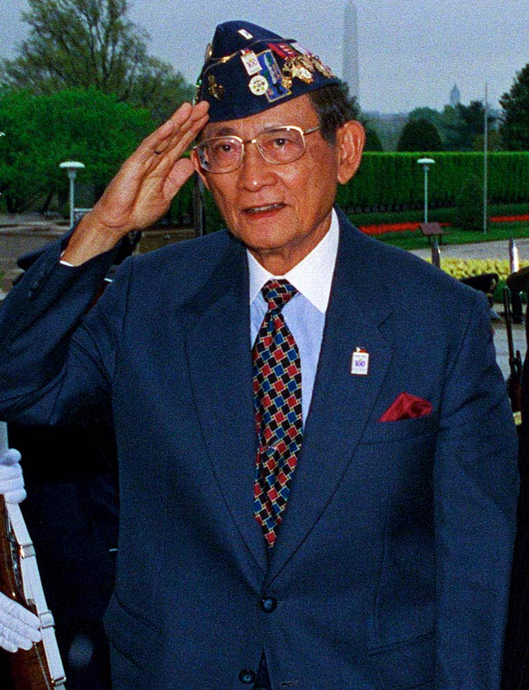菲律賓第12任總統 羅慕斯 (Source: wikipedia)