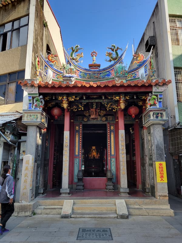台湾「臺南市的古蹟」楊仁江 台南市政府 　写真資料集 把歷史放口袋，四季皆宜的旅行提案：來去逛逛臺南建築吧！